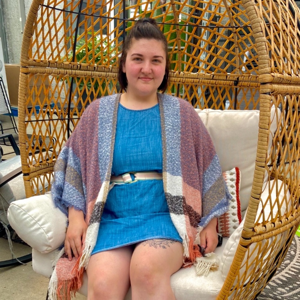 Meet your Posher, Julie